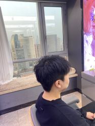 -藤野造型烫发染发