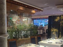 -八府香鸭·啫啫煲(华山路店)