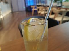 -肆季荟·SEASONS(江苏电视塔店)