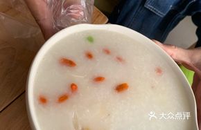 Lean Pork and Lily Bulb Porridge