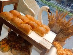 -白天鹅宾馆·美食屋