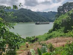 -羚羊峡古栈道森林公园
