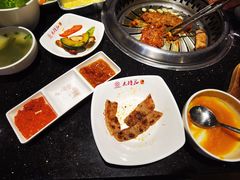 -木槿花韩式炭烤·熟成肉工坊(孙文东路店)