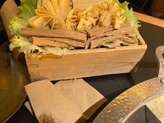 -晓宇重庆火锅(西安荟聚店)