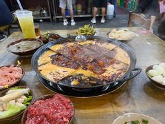 -正南齊北重庆老火锅(光华村直营店)