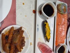 -四海一家自助餐(益田假日广场店)