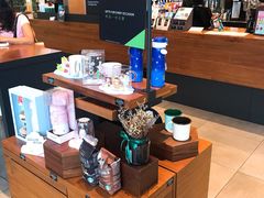 零售区-星巴克(南宁百货文化宫店)