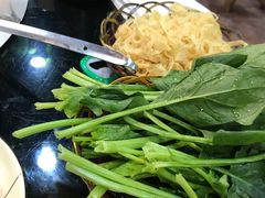 -三里屯土灶炖公鸡地锅鸡(江东店)