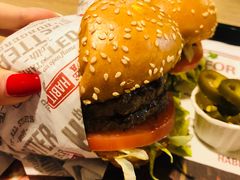 -The Habit Burger Grill 哈比特汉堡(复兴soho店)