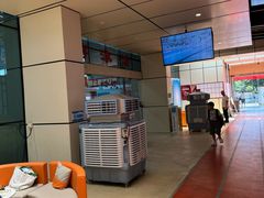 -奥冠体育华师附中恒温游泳馆