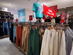 -优衣库(上海正大广场店)