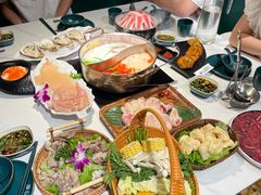 -椰子湾·海南火锅·糟粕醋·椰子鸡(正大广场店)