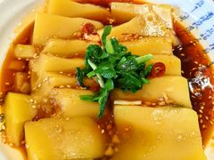 -蓝田九大碗民俗食府(蓝田店)