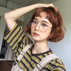 -时尚殿堂明星门店