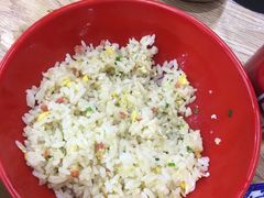 -江城燕子大排档(江汉路步行街店)