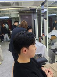 -藤野造型烫发染发