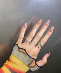 -CM.Nail美甲美睫