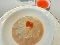 蟹粉灌汤大包-广州富力丽思卡尔顿酒店·丽轩·粤菜