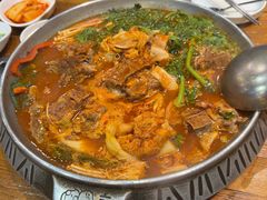 -喇喇排骨火锅·传统韩式脊骨汤(望京西园总店)