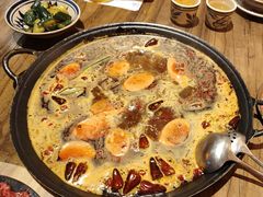 -旧街市鲜货老火锅(大光路店)