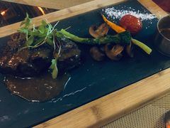 -YUE·6·西式融合餐厅(外滩六号店)