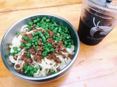 素椒杂酱面-左撇子私房面