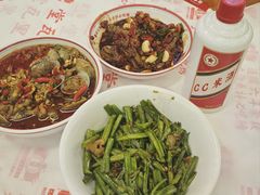 -堂瓦里·33年传统赣菜(第一街区店)