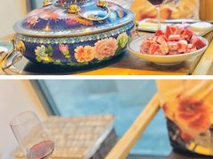 -毛辣果·贵州红酸汤牛肉火锅(西单店)
