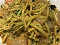 荣鹏大拉皮-荣鹏风味烀饼总店