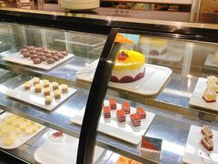 -绿岛港轩海鲜烤肉涮锅自助餐厅