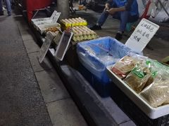 -南湖公园地摊集市