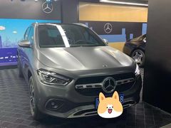 -奔驰上海利星(七宝店)
