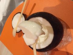 -志龙皇冠吃货椰子铺