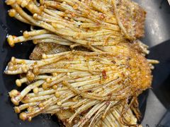 -郑记•不夜城烧烤•龙虾•虾蟹(黄鹤楼店)