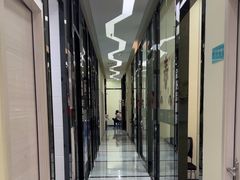 -雅致口腔门诊部(五羊邨地铁店)