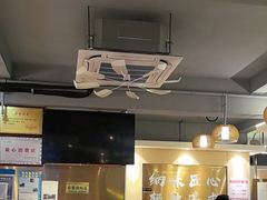 -胡须佬鸡煲四季火锅店(石厦西村直营店)