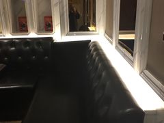 -皇马纯KTV·量贩·聚会(民治店)