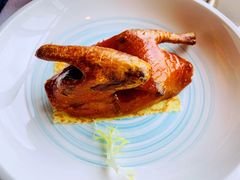 玻璃皮烤乳鸽-富力丽思卡尔顿酒店·丽轩中餐厅