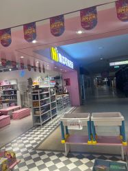 -嗨本可潮玩仓(大兴大悦春风里店)