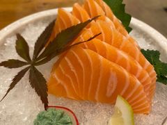 三文鱼刺身-桃太郎创作料理(大坪店)