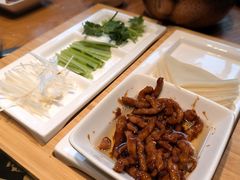 -娜仁图雅蒙古美食村(33小镇店)