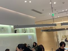 等位区-Seesaw Coffee(上海国金中心店)