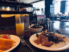 -青岛海尔洲际酒店