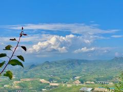 -鸡鸣山旅游风景区