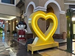 -王府井奥莱棋盘山小镇