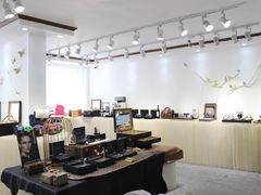 -目艮眼镜SHOWROOM(品牌集合店)
