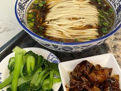 -伟记奥面馆(养育巷店)