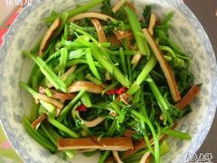-亭下湖饭店(康岭店)