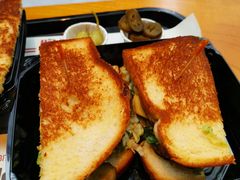 -The Habit Burger Grill 哈比特汉堡(复兴soho店)