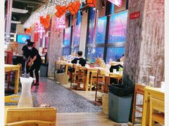 大堂-么肆烤肉·中式自助·烤肉大排档(街道口季佳PAI店)